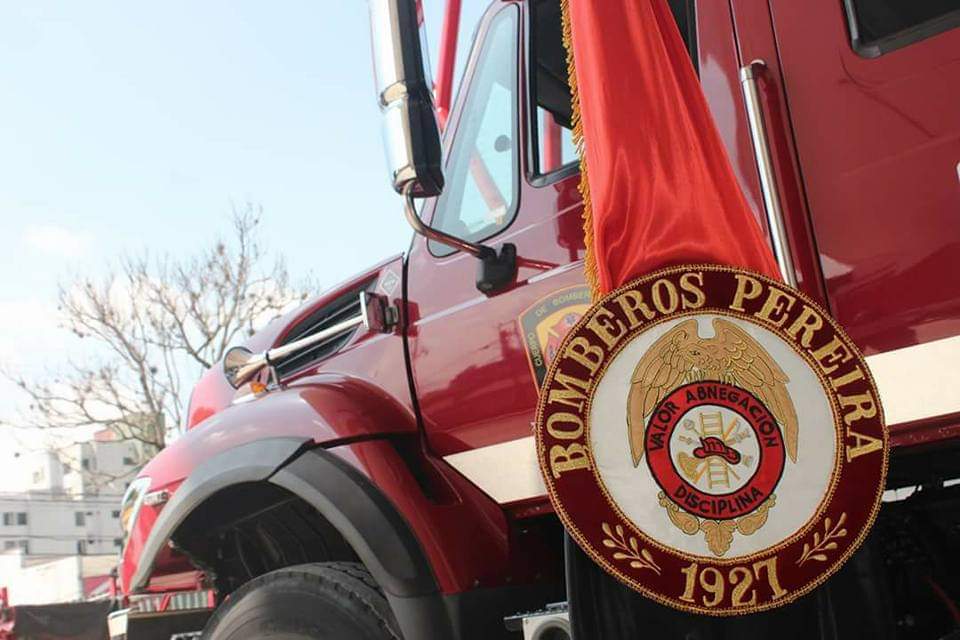 97 años del cuerpo de bomberos de Pereira.
