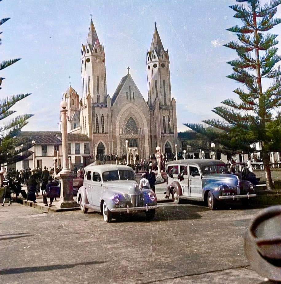 SANTA ROSA DE CABAL 180 AÑOS DE VIDA ADMNNISTRATIVA.
