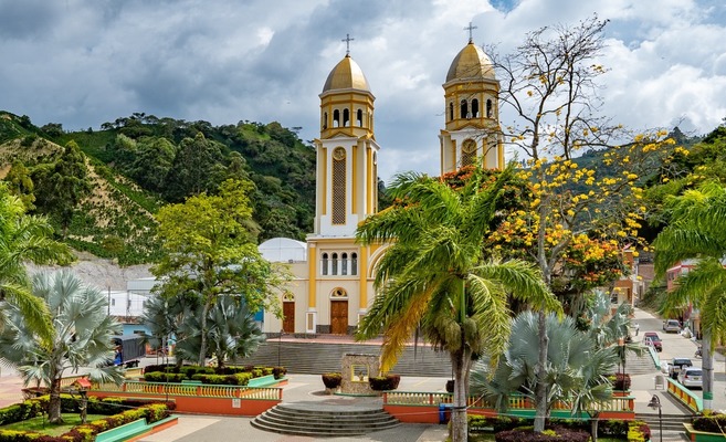 18 MESES DURÓ DEBATE EN EL CONGRESO PRO CREACIÓN DE RISARALDA.
